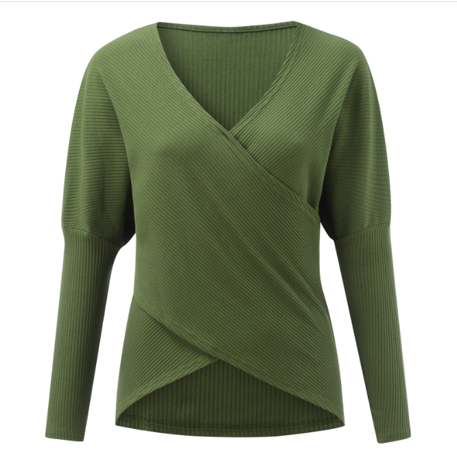 Grüner Damenpullover mit V-Ausschnitt, geripptem Stoff, langärmelig, modisches Design.