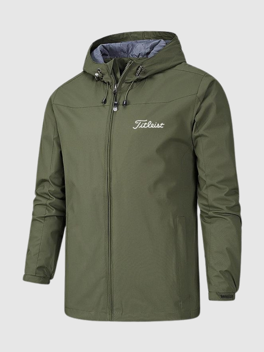 Grüne Titleist Herrenjacke mit Kapuze, wasserabweisend, Outdoor-Bekleidung, Golfmode.