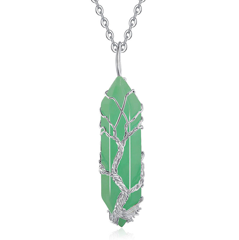 Grüner Kristallanhänger mit silbernem Baumdesign, Halskette, Schmuck, Geschenkidee.