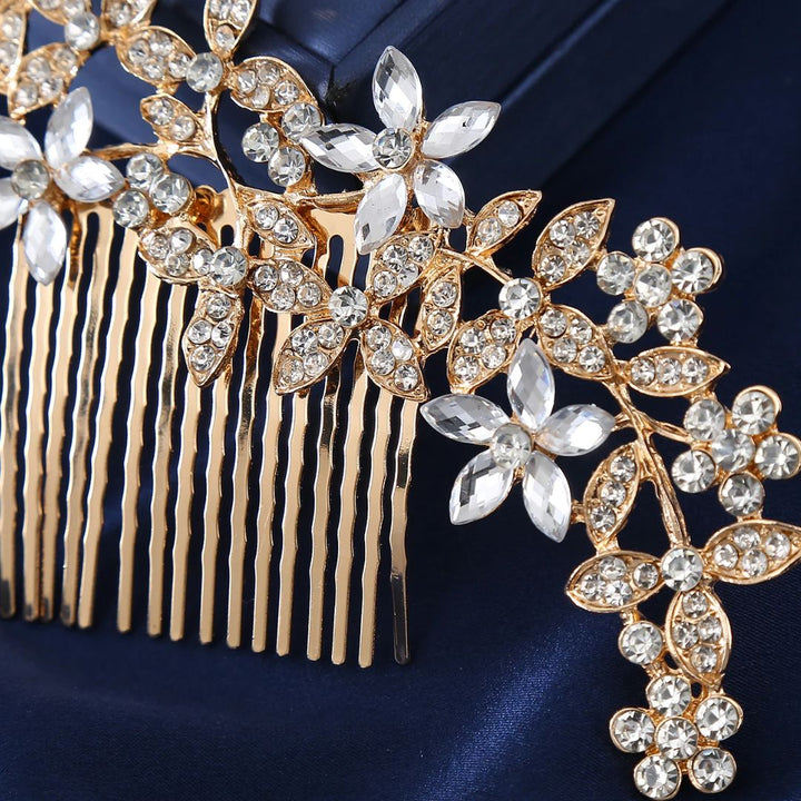 Goldene Haarspange mit Kristallblumen, Brautschmuck, elegantes Accessoire, Hochzeit.