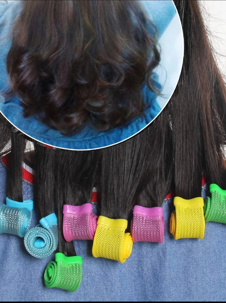 Bunte Lockenwickler für voluminöse Locken, Haarstyling-Tool, Kunststoff, verschiedene Farben.