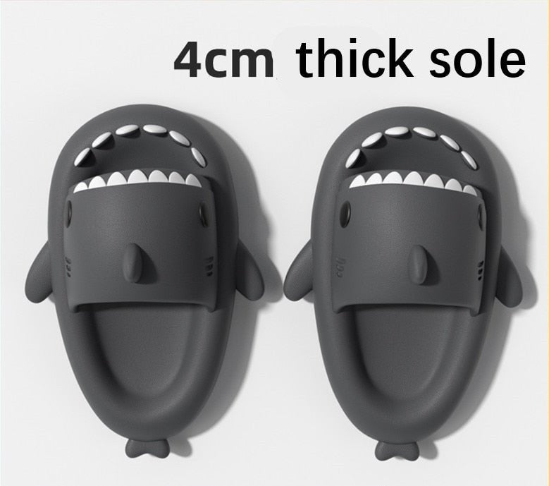 Niedliche Hai-Hausschuhe, grau, 4cm dicke Sohle, rutschfest, bequem, Unisex.