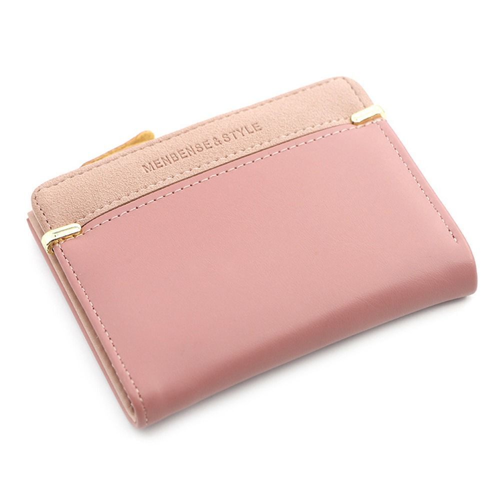 Rosa Leder-Geldbörse, kompakt, Damen, stilvoll, mit goldenen Akzenten, minimalistisch.