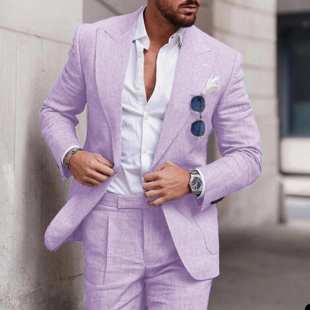 Mann im lila Anzug mit weißem Hemd, Sonnenbrille und Uhr, eleganter Herrenmode-Look.