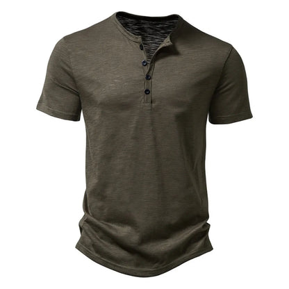 Olivgrünes Herren-Henley-Shirt, kurzärmelig, Baumwolle, Knopfleiste, lässig, modisch.