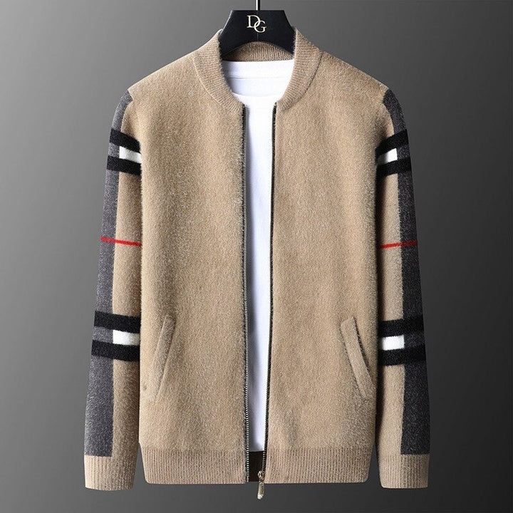 Beige Herrenjacke mit Reißverschluss, karierten Ärmeln, aus Wolle, modisch, elegant.