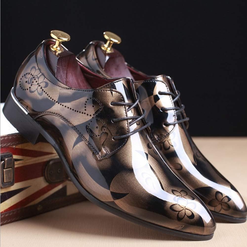Herren-Luxus-Lederschuhe, braun, glänzend, mit Blumenmuster, formell, elegant.