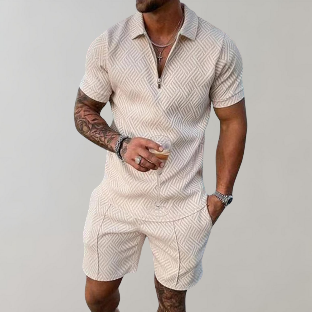 Herren Sommer-Set, beige Polo und Shorts, geometrisches Muster, Freizeitmode.