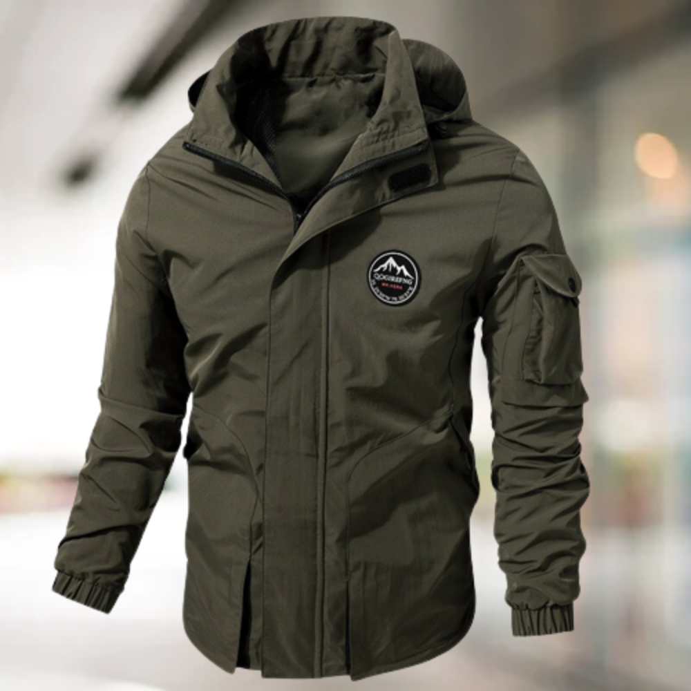 Grüne Herren-Windjacke mit Kapuze, Outdoor-Design, wasserabweisend, atmungsaktiv.