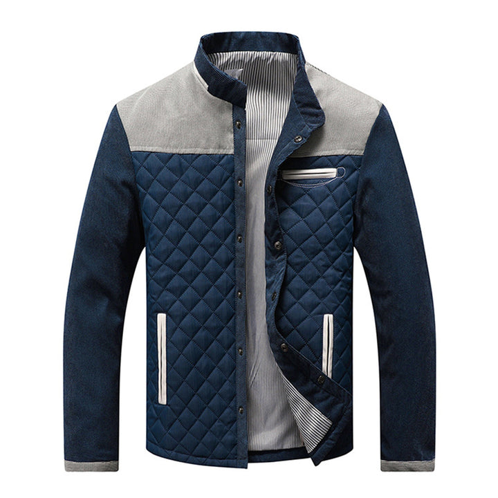 Dunkelblaue gesteppte Herrenjacke mit grauen Akzenten, Reißverschluss und Taschen.