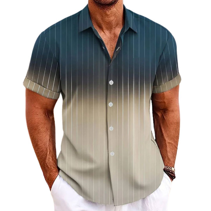 Herrenhemd kurzarm, blau-beige, gestreift, Knopfleiste, lässig, Sommermode.