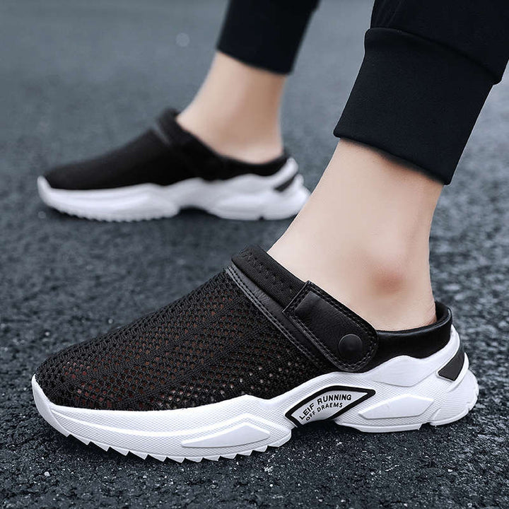 Schwarze Herren-Sneaker aus Mesh, rutschfest, atmungsaktiv, ideal zum Laufen.