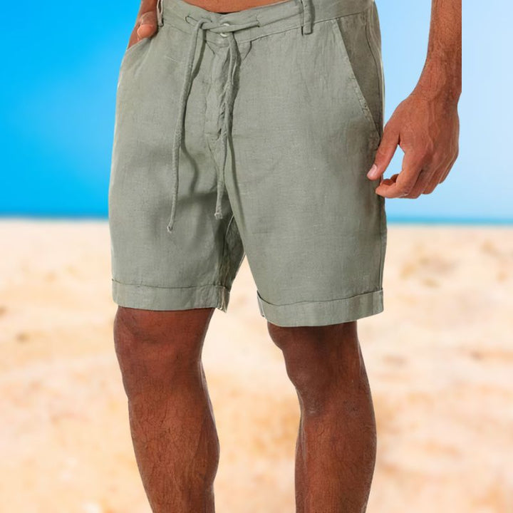 Grüne Leinen-Shorts für Herren am Strand, Sommermode, bequem, atmungsaktiv.