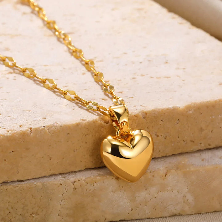 Goldene Herz-Halskette, glänzend, Damen-Schmuck, modisch, Geschenk, Valentinstag, elegant.