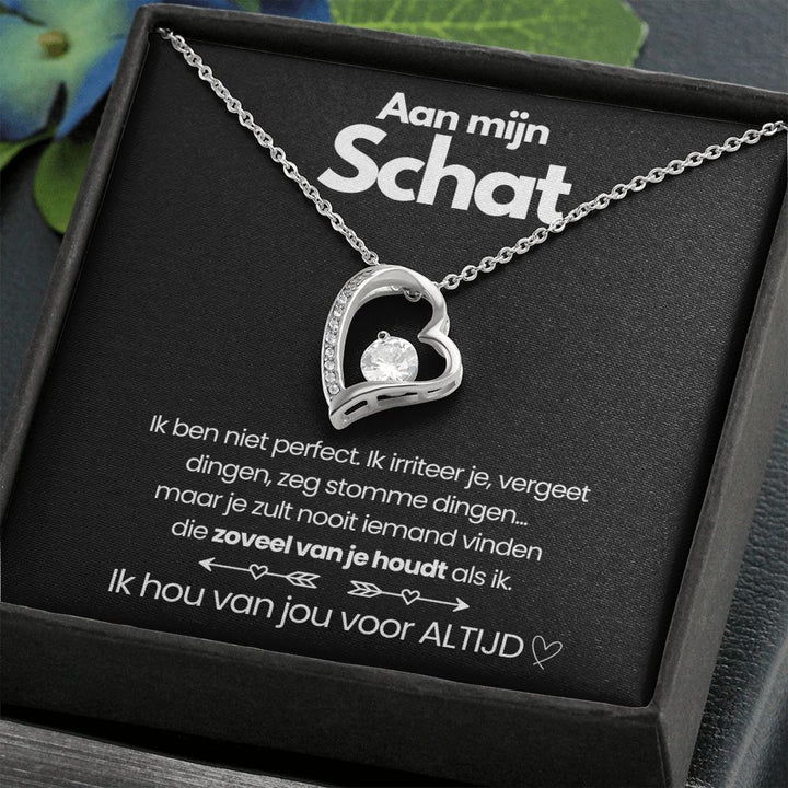 Silberne Herz-Halskette mit Zirkonia in Geschenkbox, romantisches Schmuckgeschenk für Frauen.