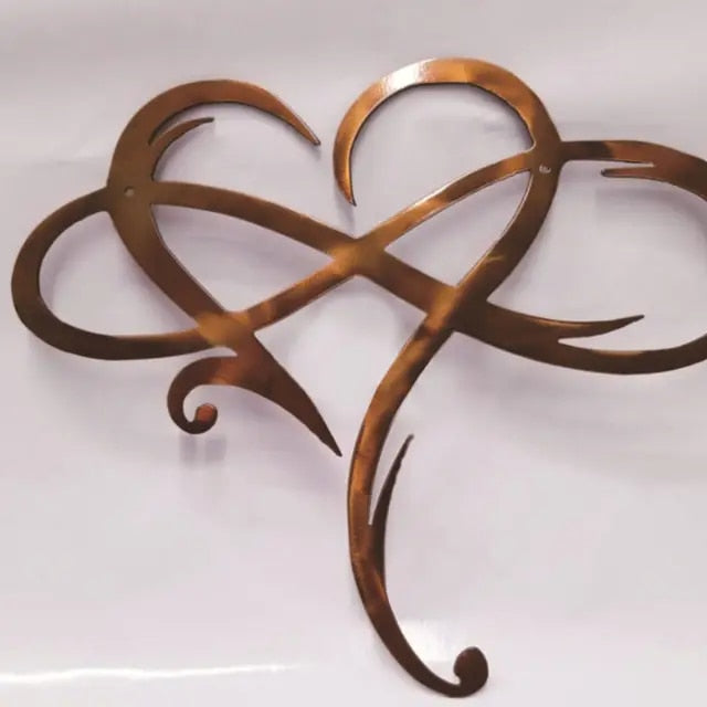 Metall-Wanddekoration Herzform, bronzefarben, modernes Design, romantische Inneneinrichtung.