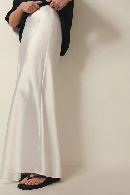 Sukně z atlasu s vysokým pasem – Leona