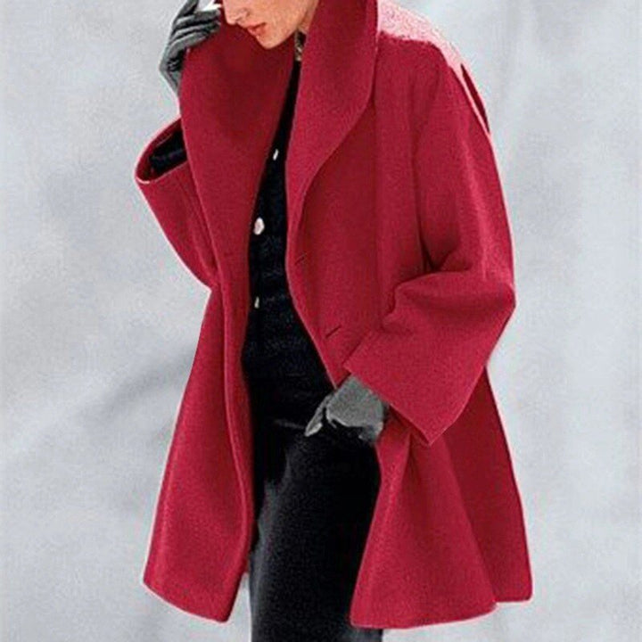 Damen Wollmantel rot, breite Kragen, elegantes Design, Wintermode, warme Oberbekleidung.