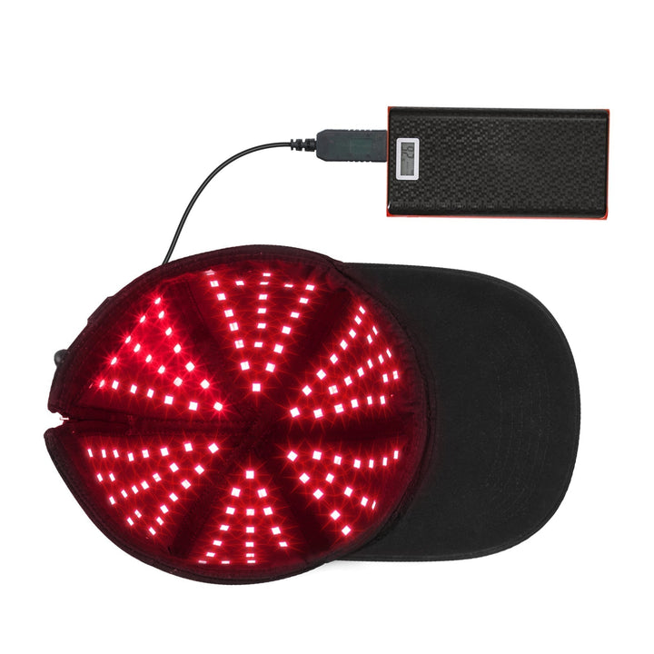 Schwarze LED-Lichttherapie-Kappe mit externer Stromquelle für Haarwachstum.