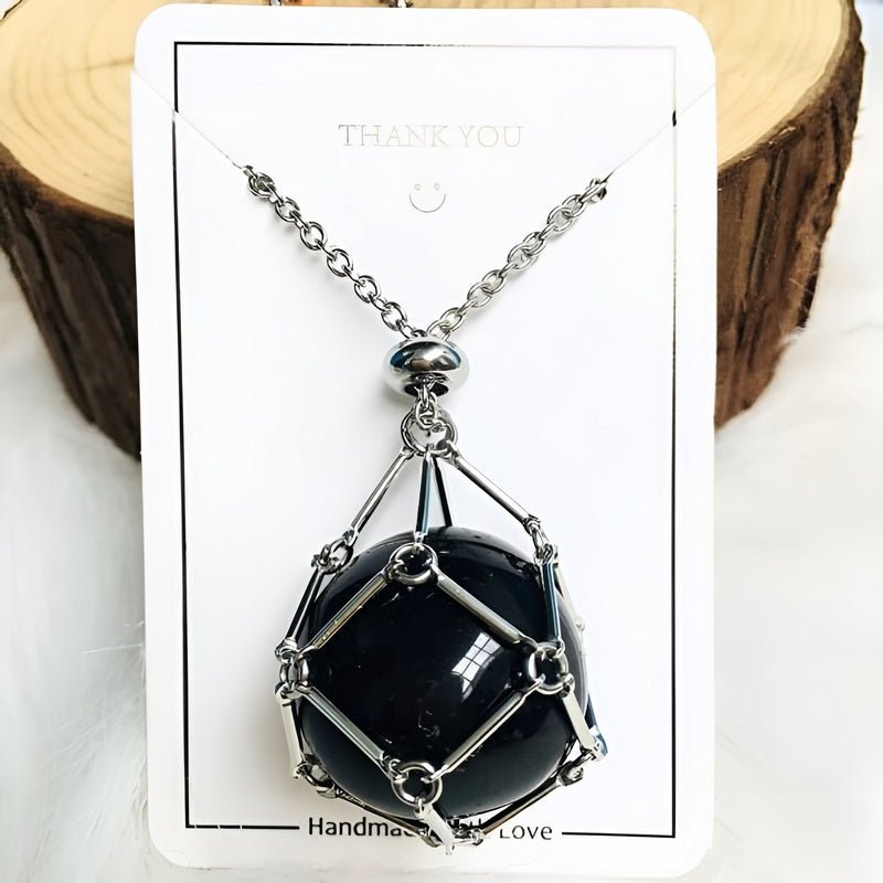 Handgefertigte Halskette mit schwarzem Edelstein-Anhänger, silberne Kette, Schmuck für Damen.