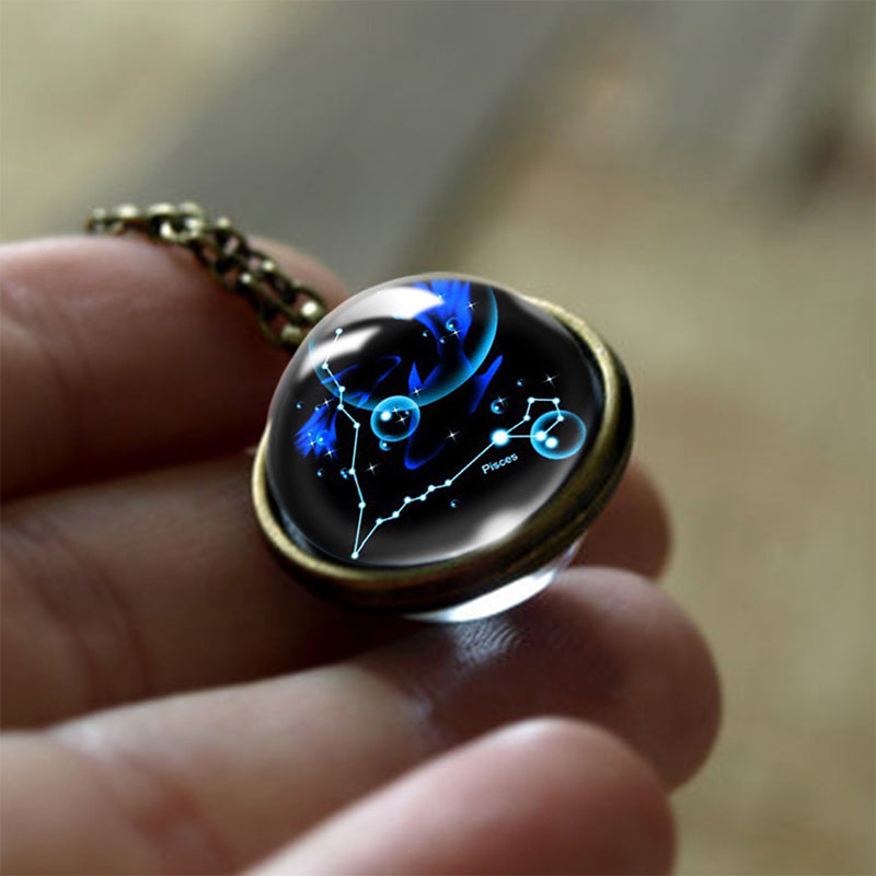 Glasanhänger mit Sternbild-Design, handgehalten, bronzefarben, Schmuck, Geschenkidee.