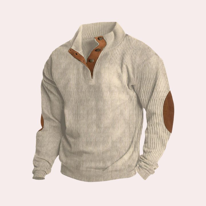 Khaki Herrenpullover mit Knopfleiste, Rippenmuster und braunen Ellenbogen-Patches.