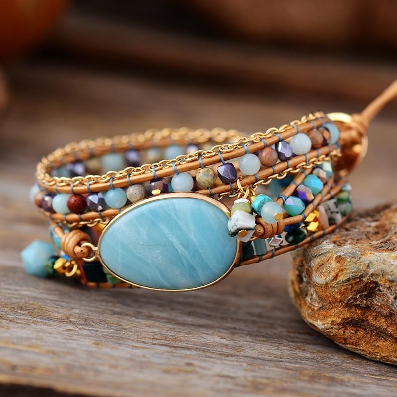 Mehrschichtiges Lederarmband mit Amazonit-Perlen, Boho-Stil, Naturstein, Damen-Schmuck.