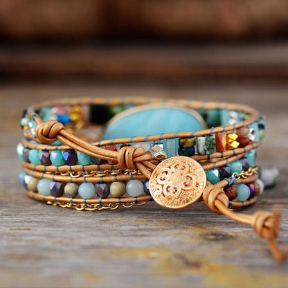 Mehrschichtiges Lederarmband mit Amazonit-Perlen, Boho-Stil, handgefertigt, Damen-Schmuck.