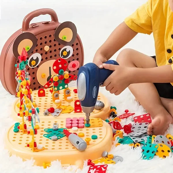 Kinderspielzeug Bauset mit Bohrmaschine, bunte Bausteine, tragbarer Bärenkoffer, Lernspielzeug