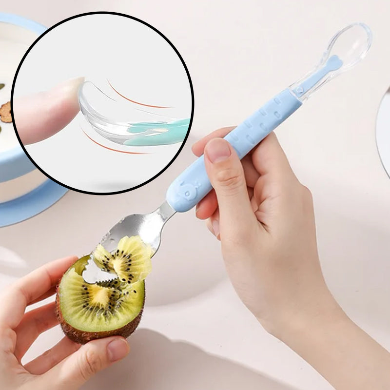 Baby-Löffel mit weichem Silikon, blau, ergonomisch, für Kleinkinder, sicher und BPA-frei.
