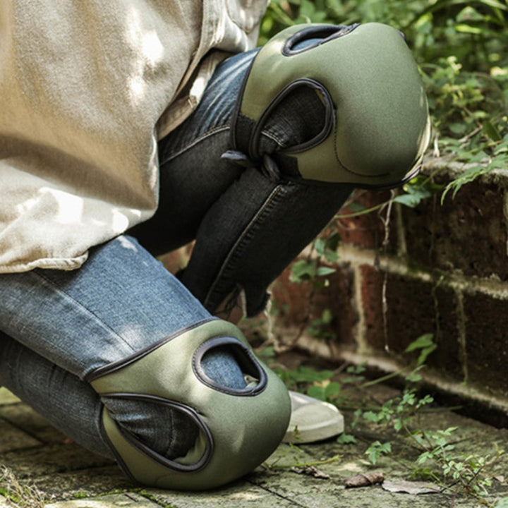 Grüne Knieschoner für Gartenarbeit, ergonomisch, bequem, strapazierfähig, Outdoor-Zubehör.