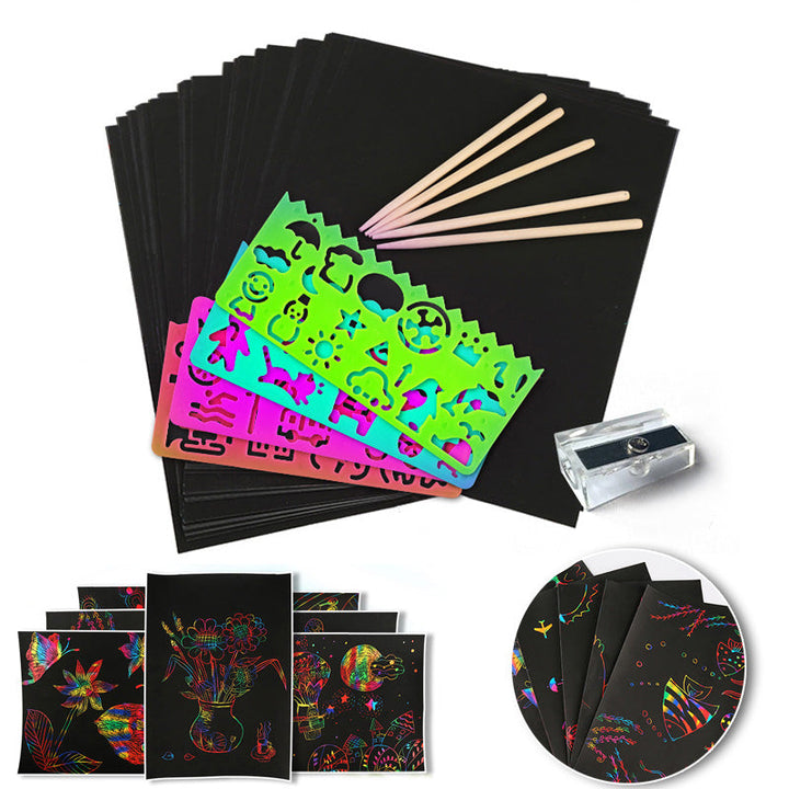 Kratzbilder Set mit Schablonen, Holzstiften und Anspitzer, Regenbogenfarben, DIY Kunst Kit.