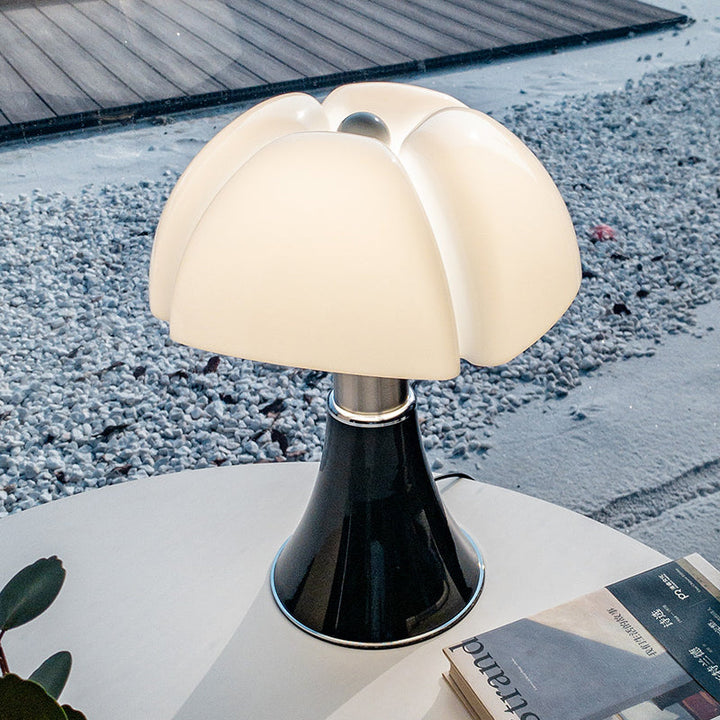LED stolní lampa v retro designu – ClassicGlow