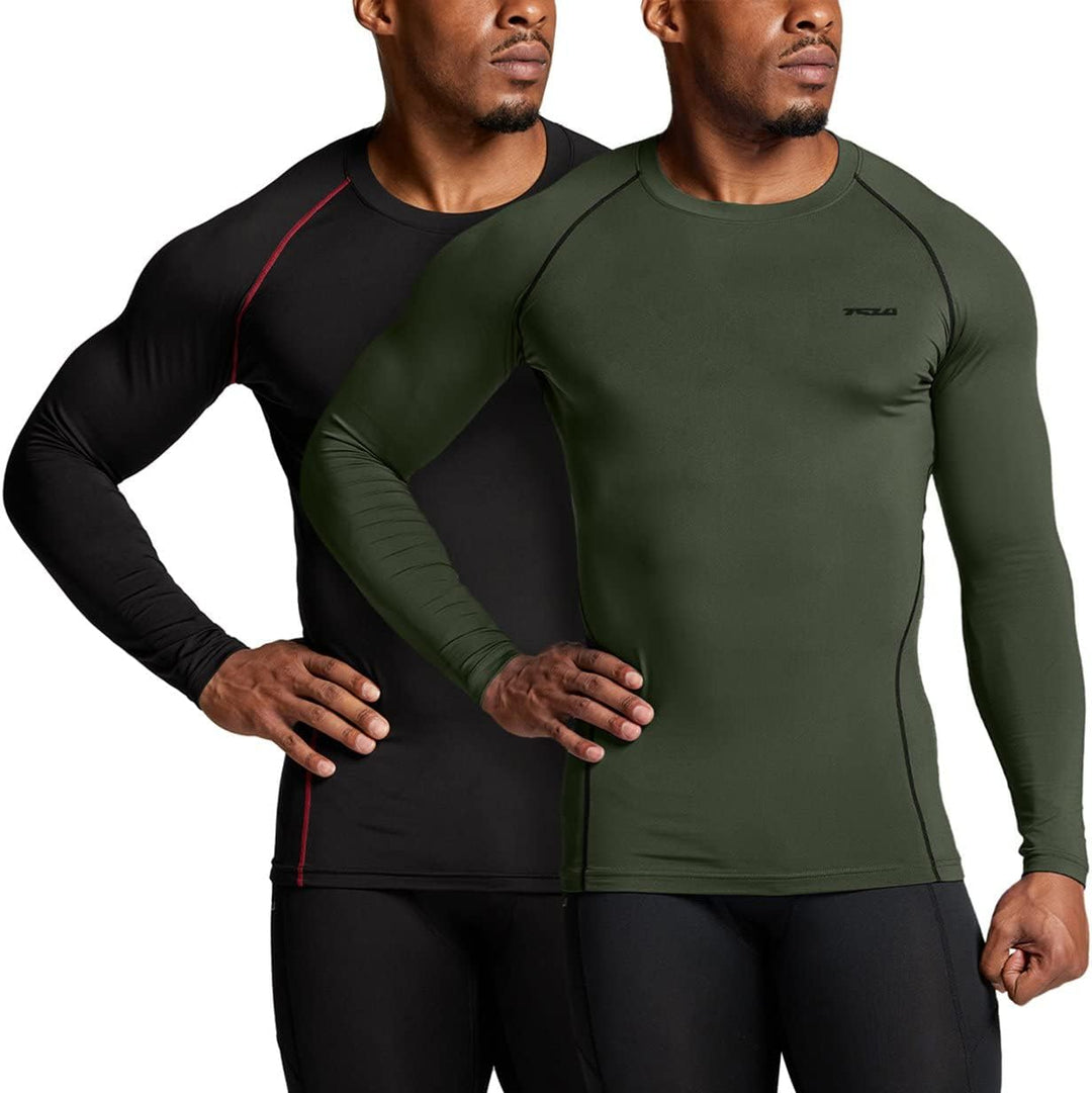 Zwei Herren-Kompressionsshirts, langarm, schwarz und olivgrün, Sportbekleidung.