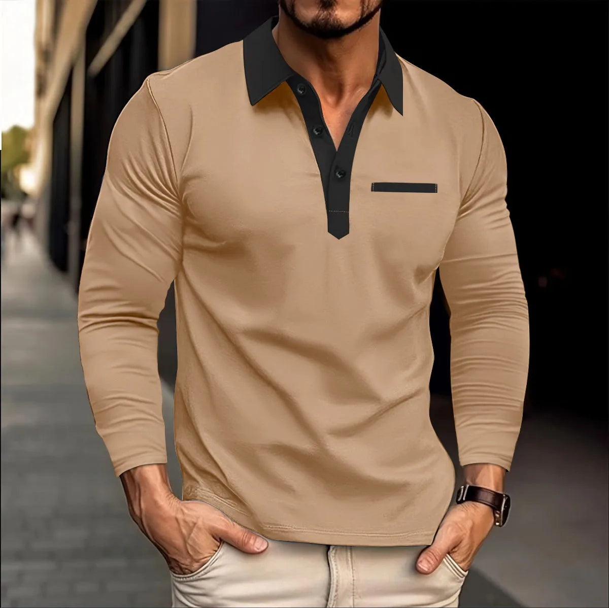 Männer Langarmshirt beige, schwarzer Kragen, Freizeitmode, Baumwolle, stilvoll, modern.