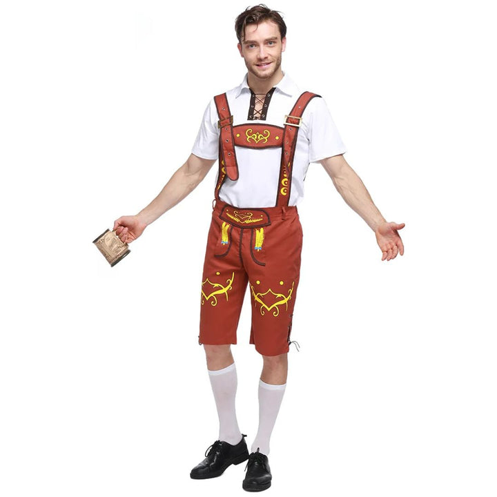 Mann in roter Lederhose mit weißem Hemd, Trachtenmode, Oktoberfest, traditionell, bayerisch.