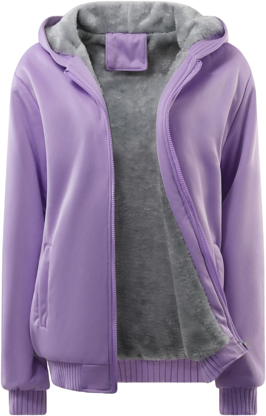 Lila Damenjacke mit Kapuze, Fleece-Innenfutter, Reißverschluss, Wintermode, warm, bequem.