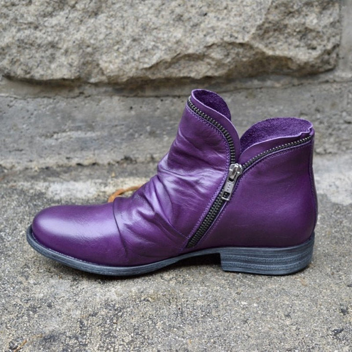 Lila Lederstiefelette mit Reißverschluss, Damenstiefel, Altare Milano, modisch und elegant.