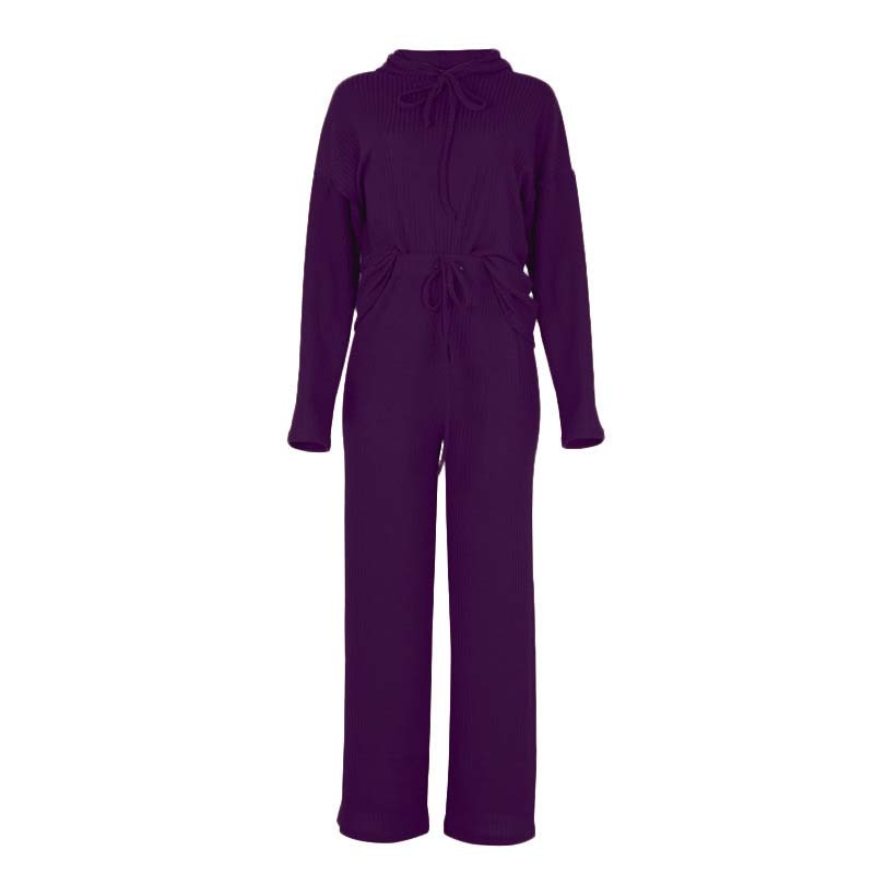 Lila Damen-Strickoverall mit langen Ärmeln, modisch, bequem, Herbstmode, Freizeitkleidung.