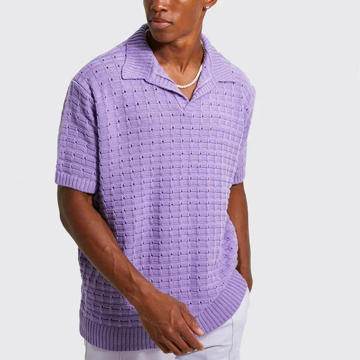 Lila Herrenstrickpullover, Kurzarm, Polo-Kragen, Baumwolle, modisch, bequem.