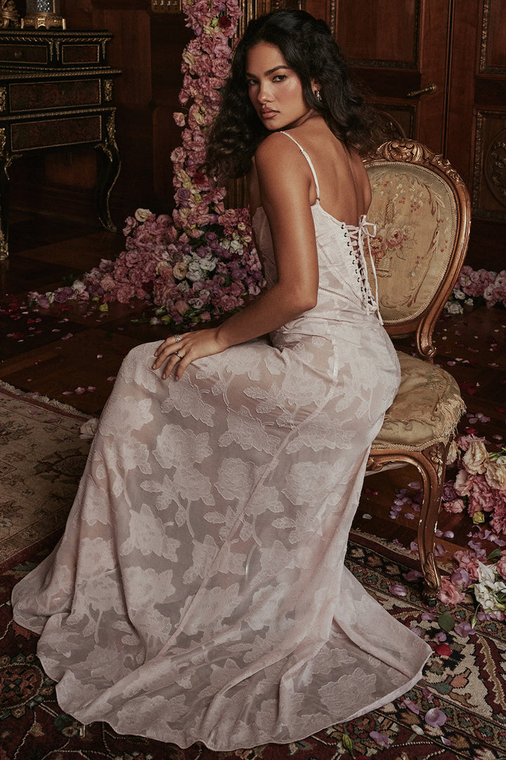 Stylové bezrukávové šaty – Viviana