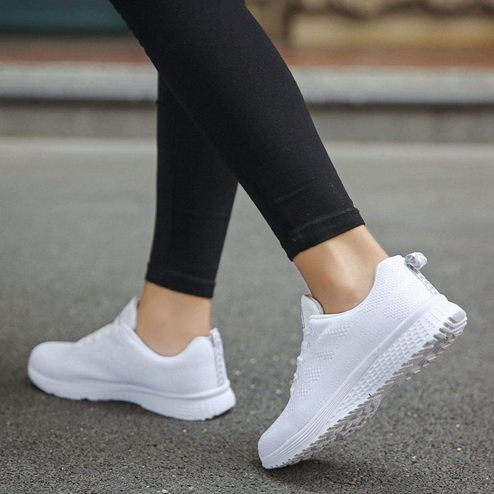 Weiße Damen-Sneaker, atmungsaktiv, bequem, für Laufen, Sport, Freizeit, Straße.
