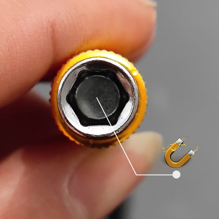 Gelber magnetischer Schraubendreherkopf, Nahaufnahme, Hand hält Werkzeug.