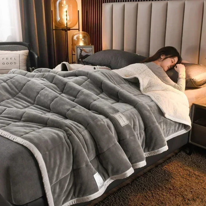 Teplá flanelová korálová fleece deka na podzim a zimu – CosyBlanket