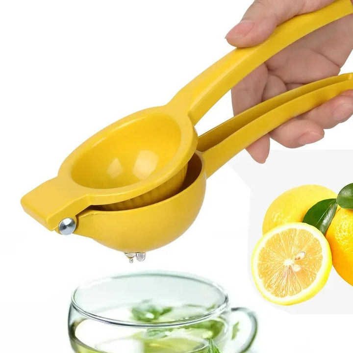 Gelber Zitronenpresse aus Kunststoff, manuell, ideal für frischen Zitronensaft, ergonomisches Design.