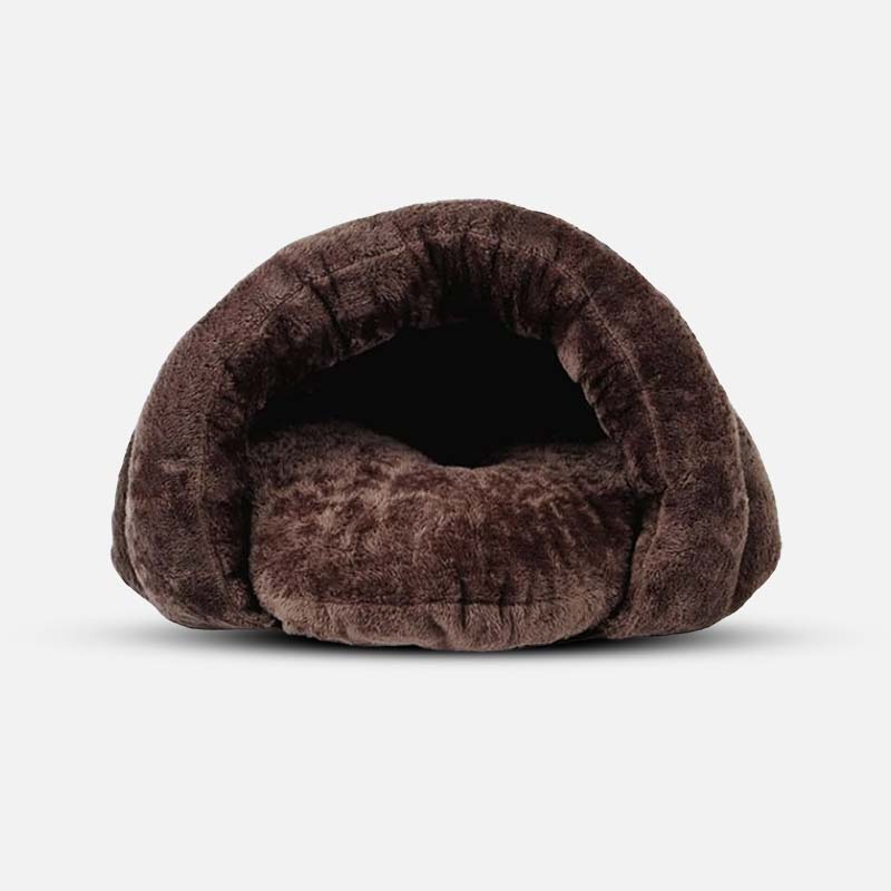 Braunes, plüschiges Katzenbett, Höhlenform, gemütlich, ideal für Haustiere, Schlafplatz.