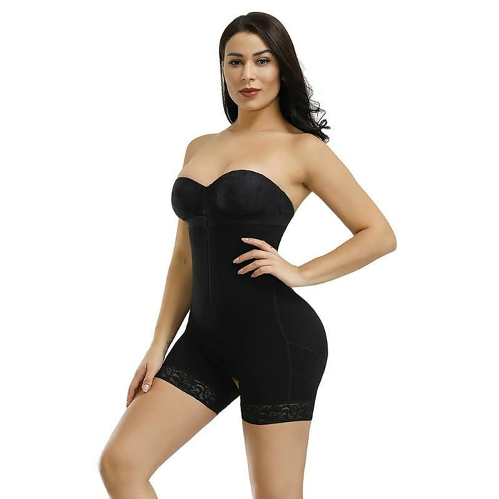 Schwarzer trägerloser Shapewear-Body für Damen, nahtlos, figurformend, elegant.