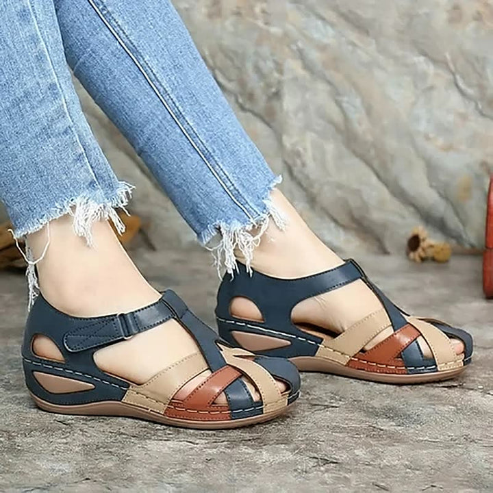Damen Sandalen, blau-braun, Leder, bequem, Sommermode, Freizeit, rutschfest, Klettverschluss.
