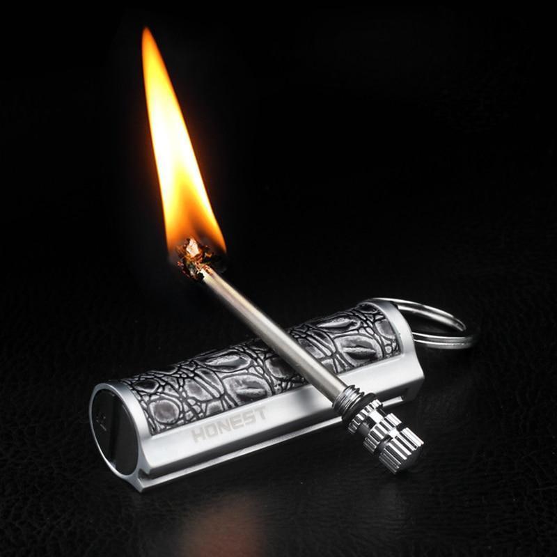 Metallstreichholz mit Flamme, silber, wiederverwendbar, Schlüsselanhänger, Outdoor-Feuerzeug.