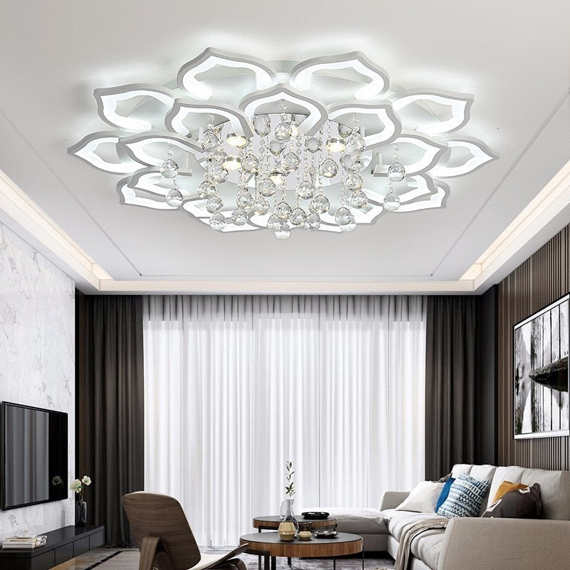 Moderne LED-Deckenleuchte, weiß, Kristallanhänger, Wohnzimmerbeleuchtung, energiesparend.